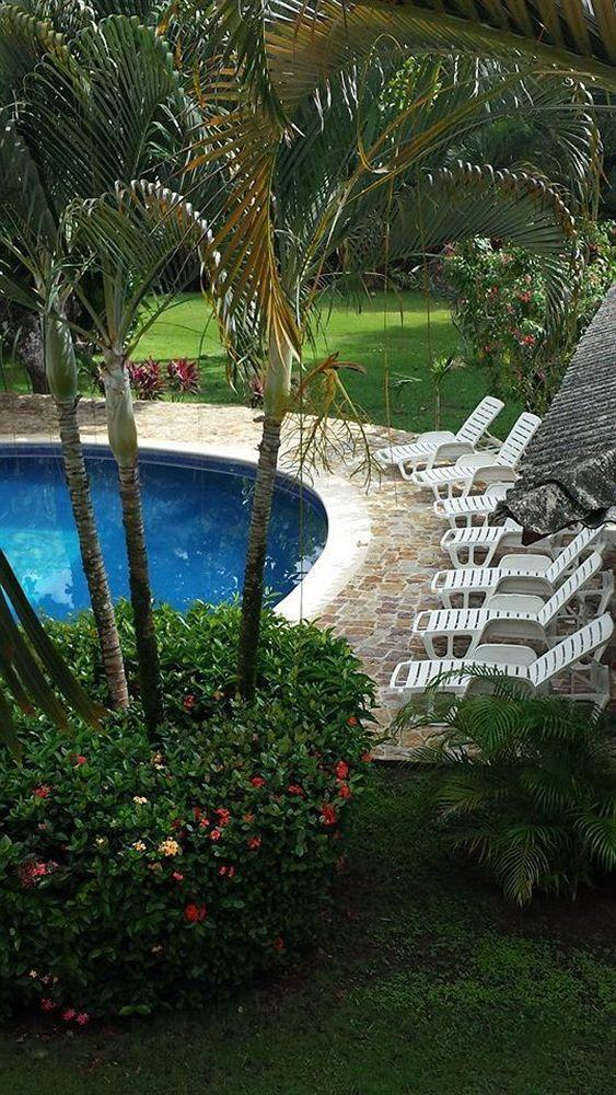 Delfin Beach Front Resort Esterillos Exteriör bild
