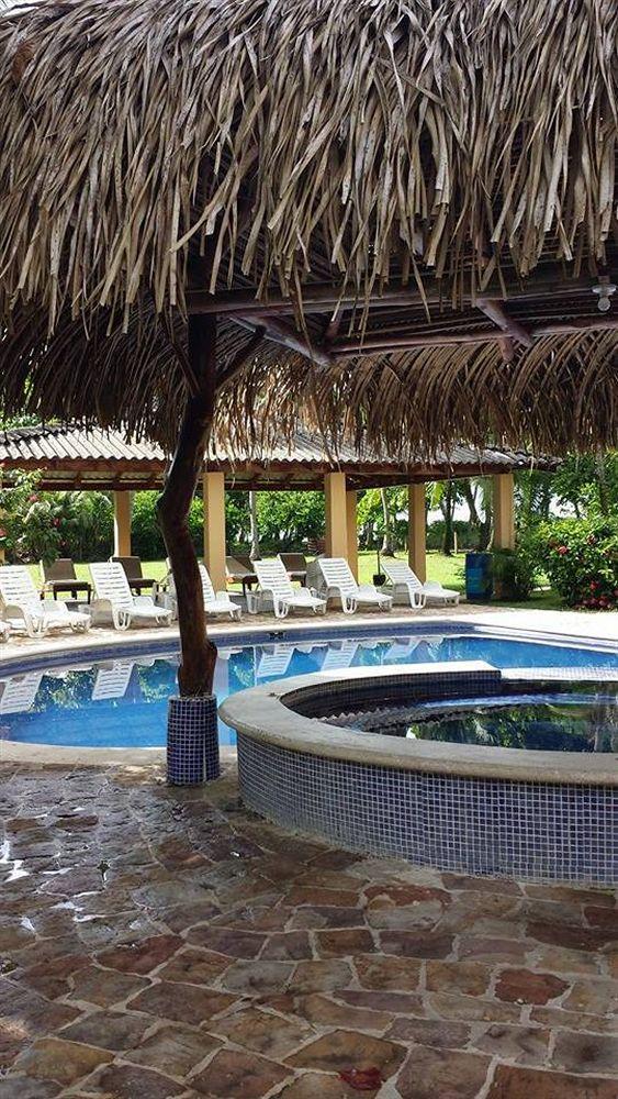 Delfin Beach Front Resort Esterillos Exteriör bild