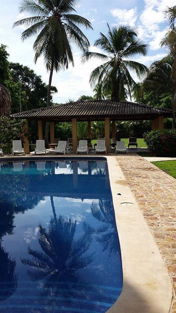 Delfin Beach Front Resort Esterillos Exteriör bild