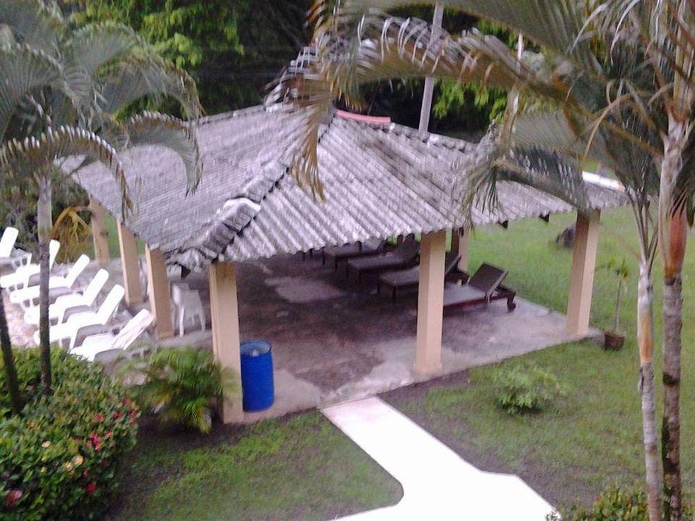 Delfin Beach Front Resort Esterillos Exteriör bild