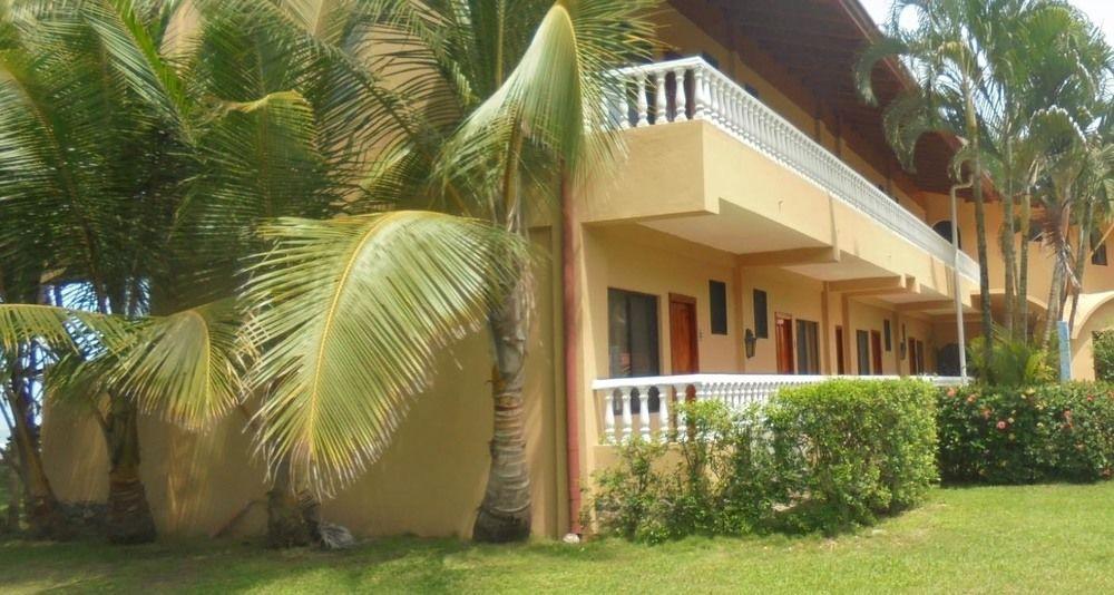 Delfin Beach Front Resort Esterillos Exteriör bild
