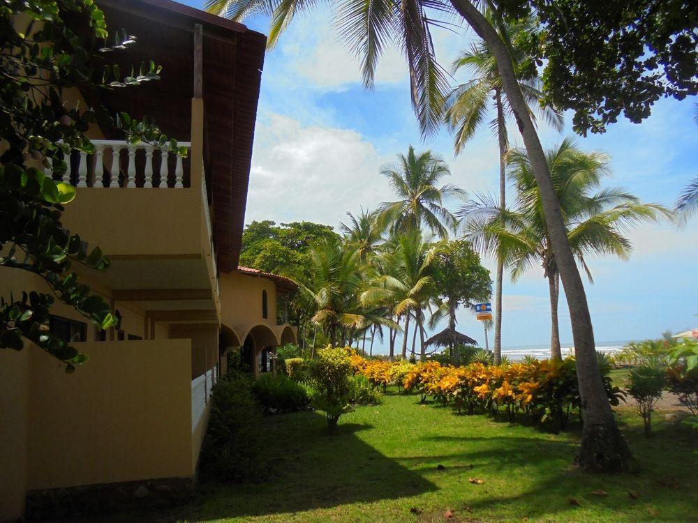 Delfin Beach Front Resort Esterillos Exteriör bild